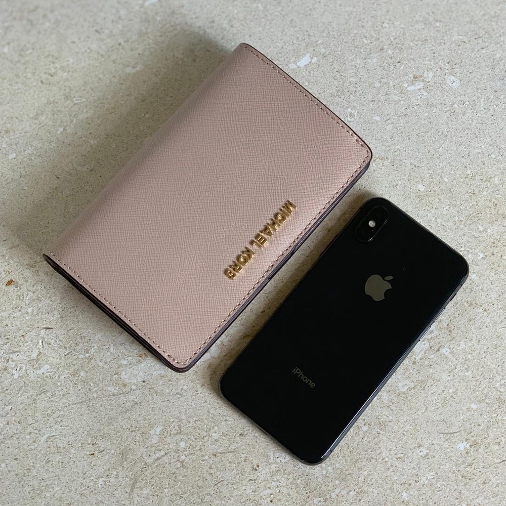 NWT 🔥SALE🔥 MK Wallet - Picture 3 of 4